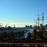 Le Finestre Sul Porto Antico